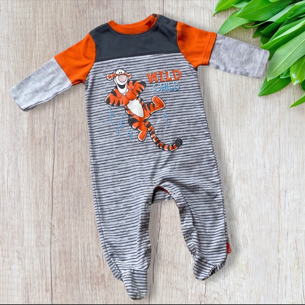 Disney Baby Wild Child Tigger Onesie Footie 3-6M.